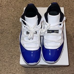Women air Jordan 11 retro low